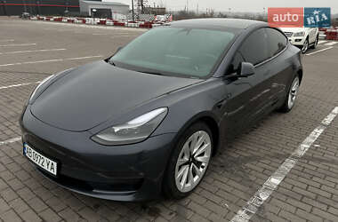 Tesla Model 3 2022
