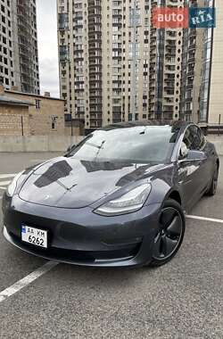 Tesla Model 3 2018