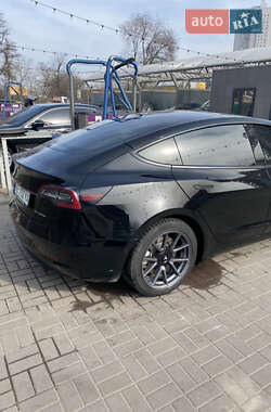 Седан Tesla Model 3 2021 в Днепре фото 8 Седан Tesla Model 3 2021 в Днепре