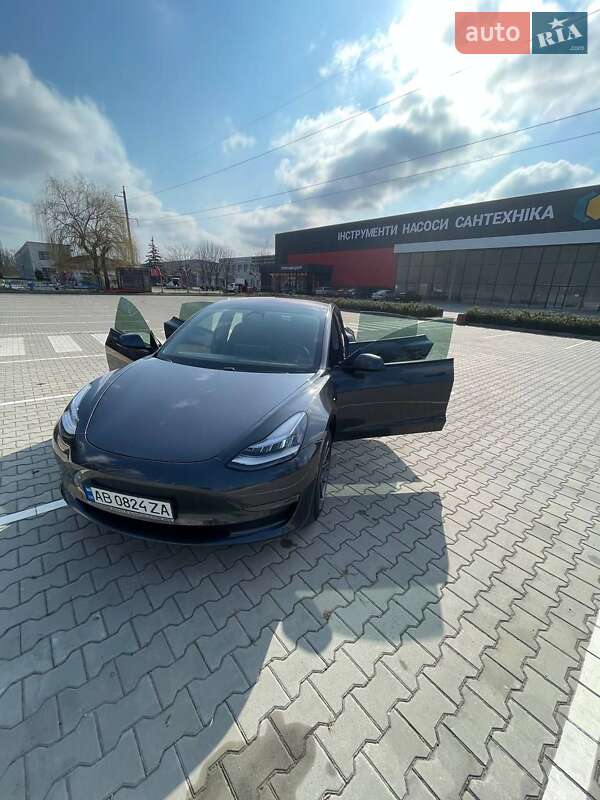 Седан Tesla Model 3 2018 в Виннице Седан Tesla Model 3 2018 в Виннице