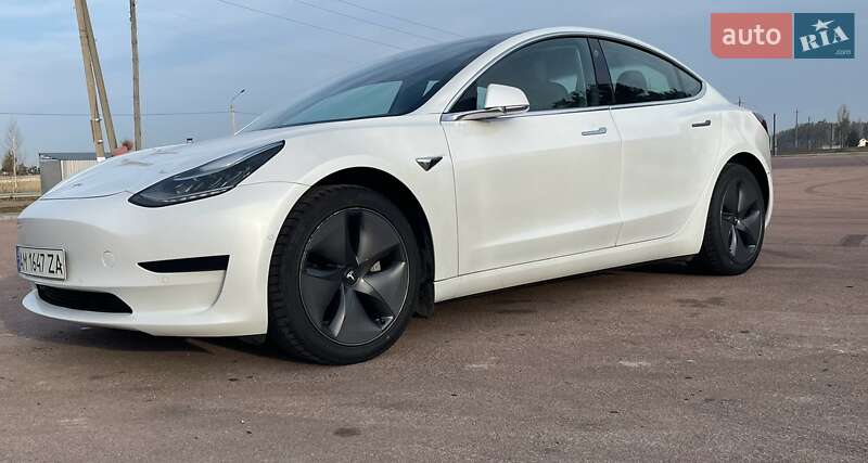 Седан Tesla Model 3 2020 в Житомире Седан Tesla Model 3 2020 в Житомире