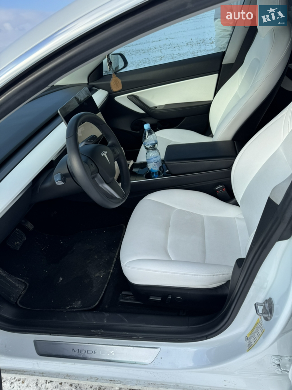 2019 Tesla Model 3 - мініатюра 3