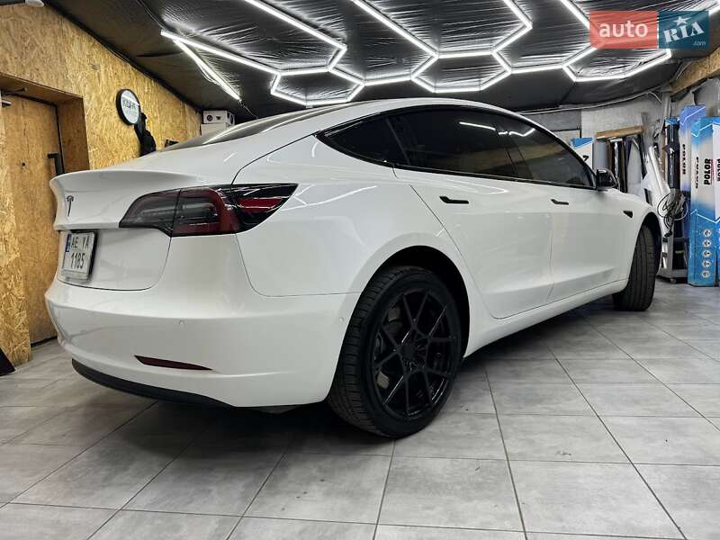 Tesla Model 3 2018 Tesla Model 3 2018
