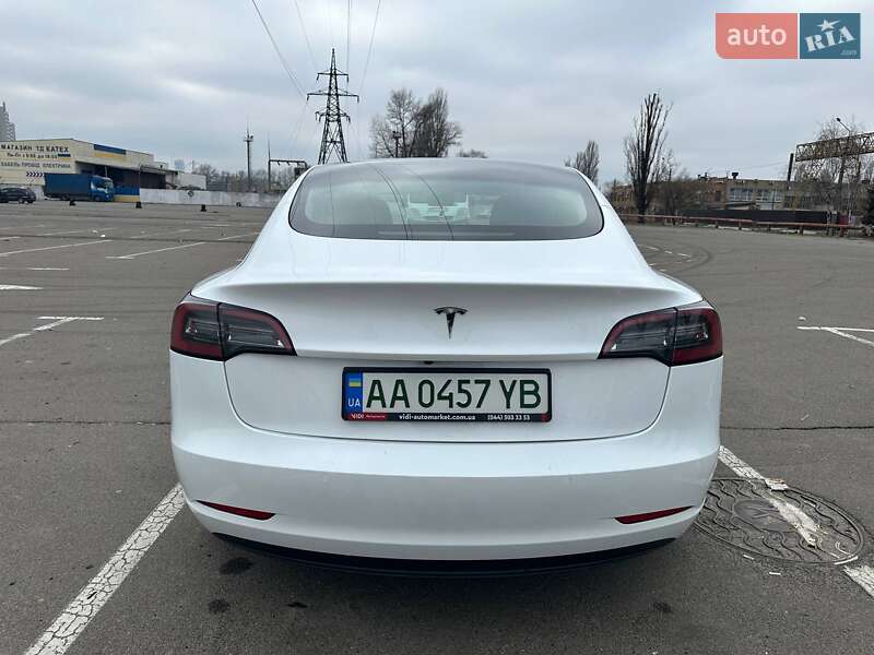 Седан Tesla Model 3 2021 в Києві фото 3 Седан Tesla Model 3 2021 в Києві