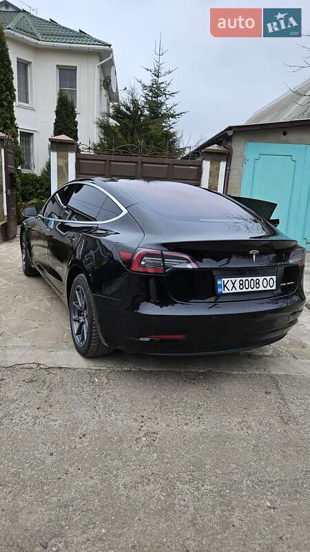 Седан Tesla Model 3 2018 в Харкові