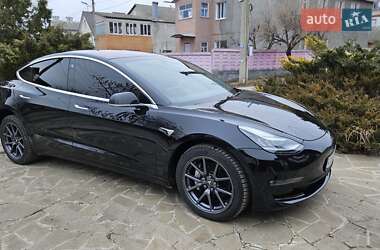 Седан Tesla Model 3 2018 в Харкові