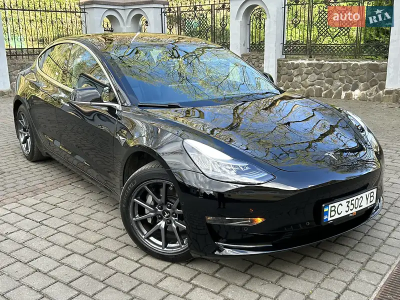 Tesla Model 3 2018