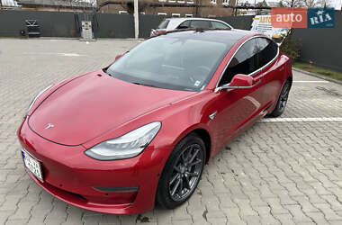 Tesla Model 3  2018