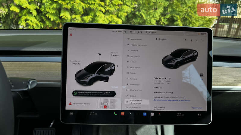 Седан Tesla Model 3 2022 в Києві