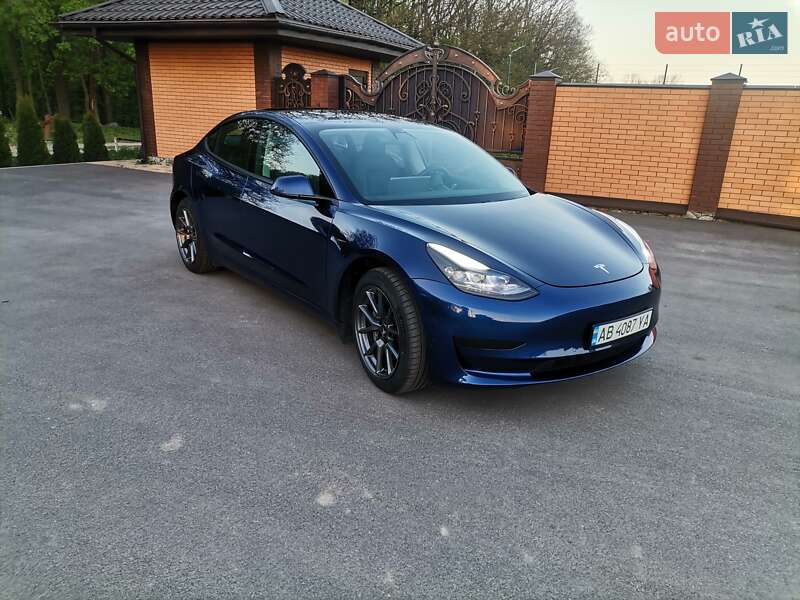 Tesla Model 3 2021