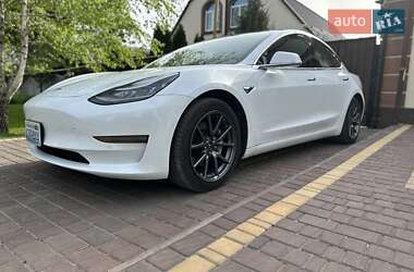 Седан Tesla Model 3 2018 в Дніпрі
