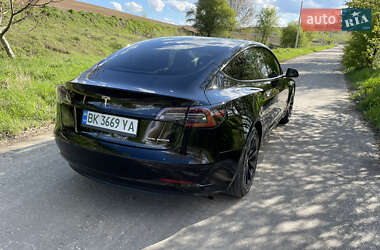 Седан Tesla Model 3 2021 в Рівному фото 8 Седан Tesla Model 3 2021 в Рівному