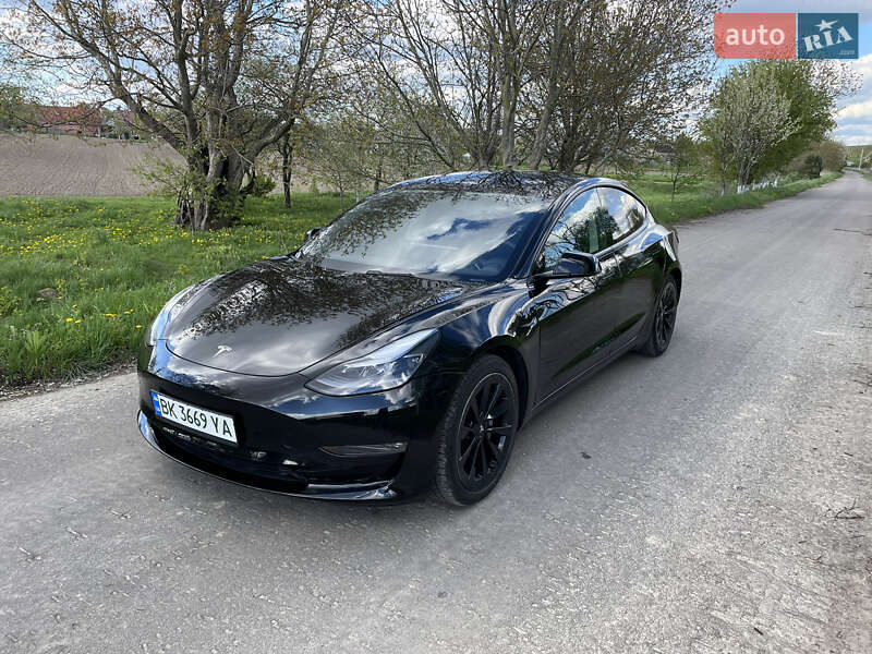 Седан Tesla Model 3 2021 в Рівному фото 14 Седан Tesla Model 3 2021 в Рівному