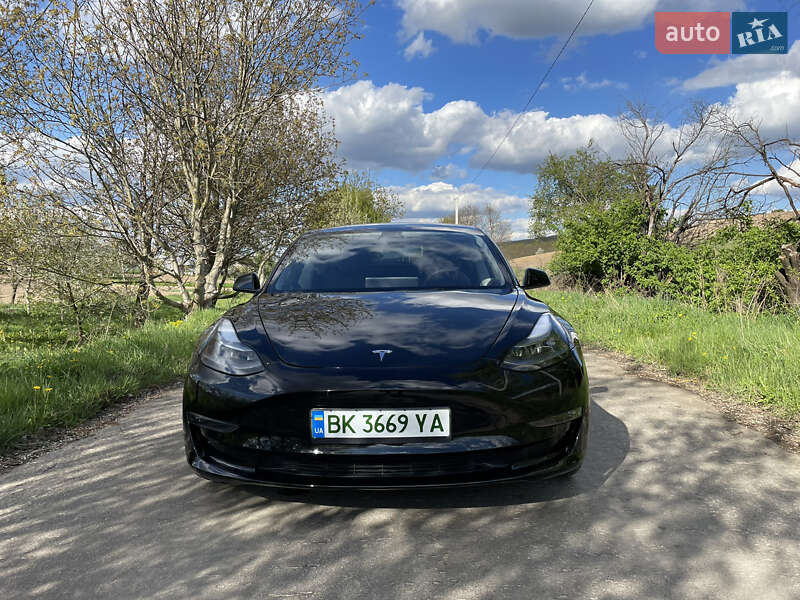 Седан Tesla Model 3 2021 в Рівному фото 10 Седан Tesla Model 3 2021 в Рівному