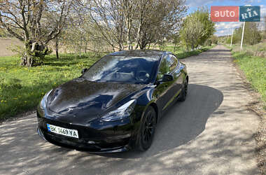 Седан Tesla Model 3 2021 в Рівному фото 12 Седан Tesla Model 3 2021 в Рівному