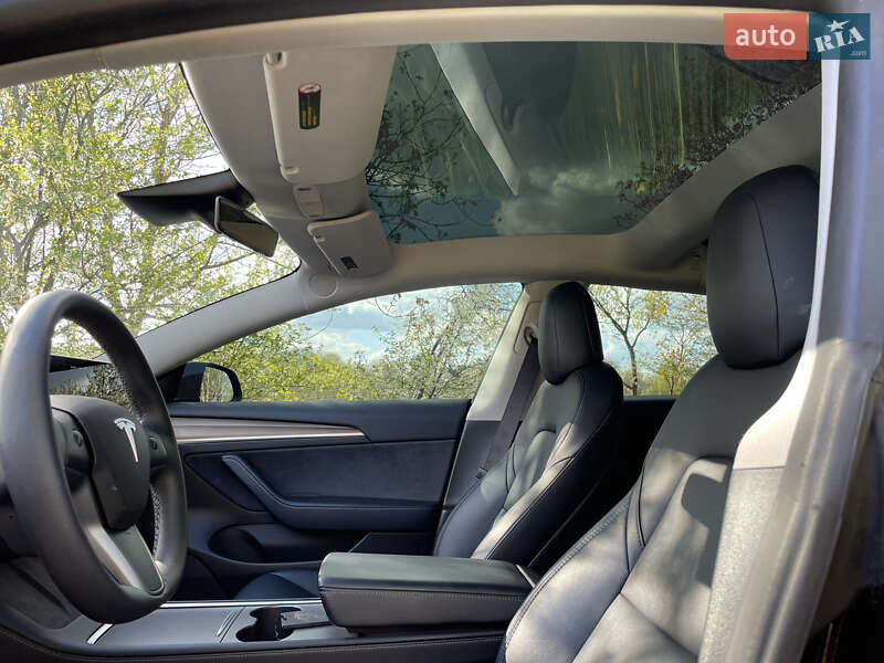 Седан Tesla Model 3 2021 в Рівному фото 25 Седан Tesla Model 3 2021 в Рівному