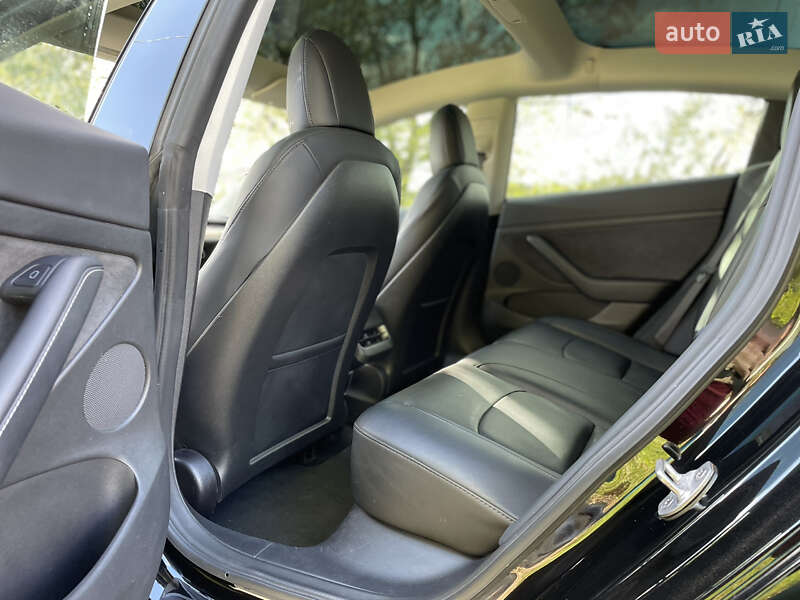 Седан Tesla Model 3 2021 в Рівному фото 27 Седан Tesla Model 3 2021 в Рівному