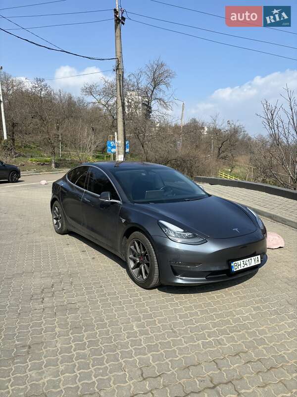 Tesla Model 3 2018 Tesla Model 3 2018