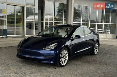 Седан Tesla Model 3 2018 в Дніпрі