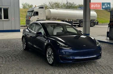 Седан Tesla Model 3 2018 в Дніпрі