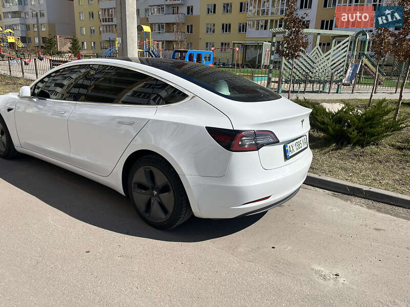 Седан Tesla Model 3 2019 в Харькове