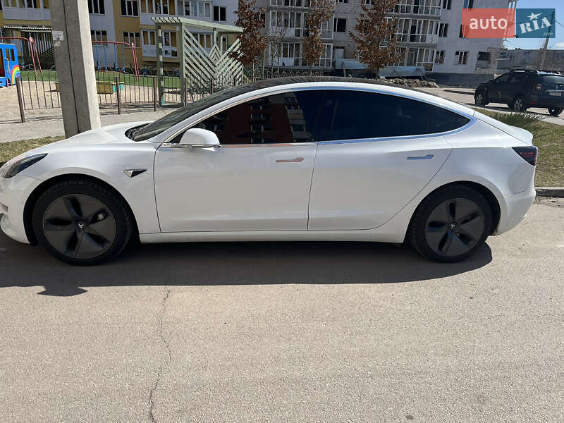Седан Tesla Model 3 2019 в Харькове