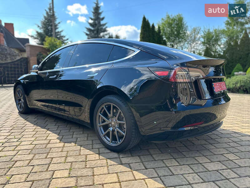 Седан Tesla Model 3 2019 в Рівному фото 8 Седан Tesla Model 3 2019 в Рівному