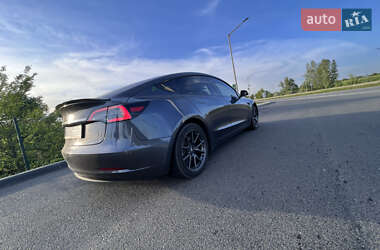 Tesla Model 3 2018