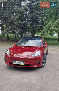 Tesla Model 3  2019