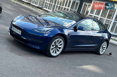 Tesla Model 3  2022