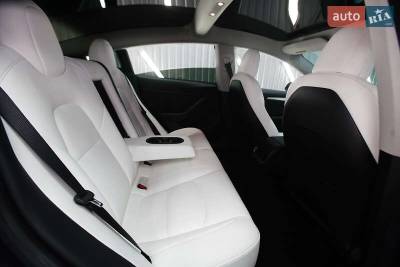 Седан Tesla Model 3 2021 в Полтаве фото 45 Седан Tesla Model 3 2021 в Полтаве