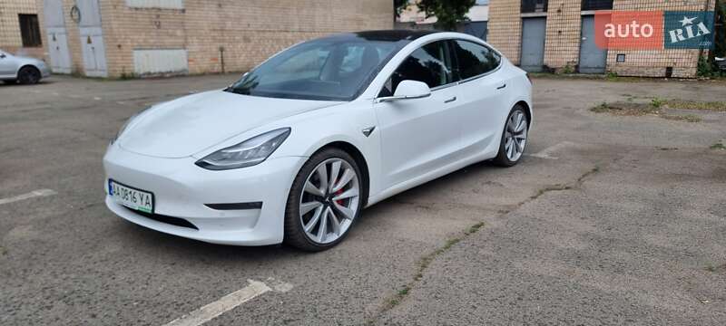 Tesla Model 3 2019 Tesla Model 3 2019