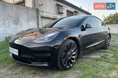 Tesla Model 3 2022
