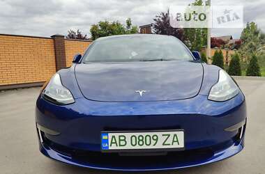 Седан Tesla Model 3 2022 в Вінниці