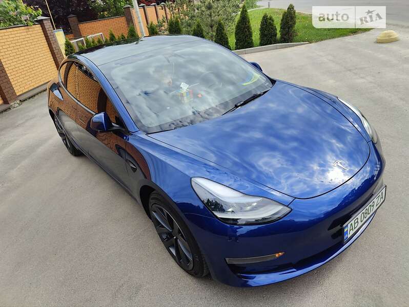 Tesla Model 3 2022