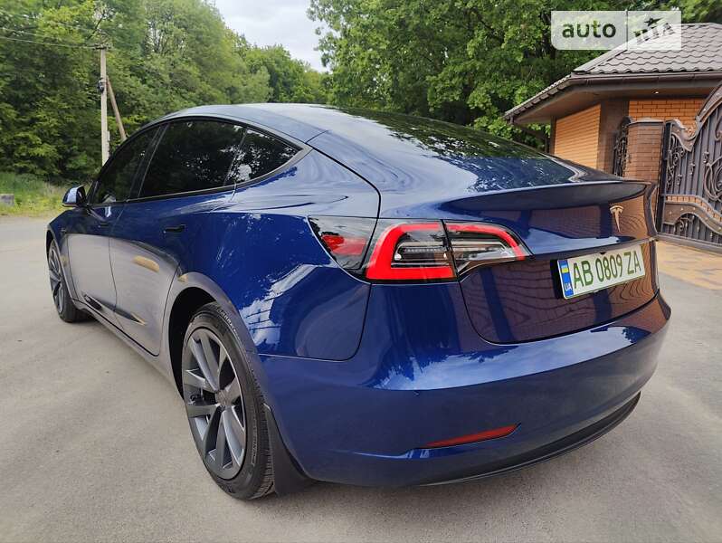 Седан Tesla Model 3 2022 в Вінниці