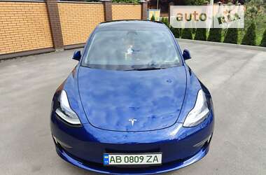Седан Tesla Model 3 2022 в Вінниці