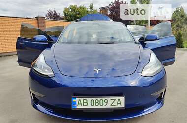 Седан Tesla Model 3 2022 в Вінниці