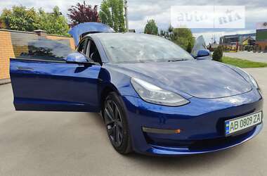 Седан Tesla Model 3 2022 в Вінниці