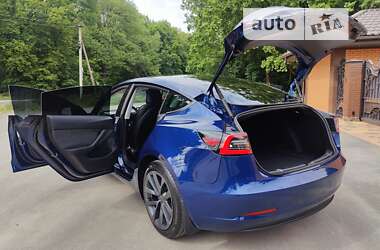 Седан Tesla Model 3 2022 в Вінниці