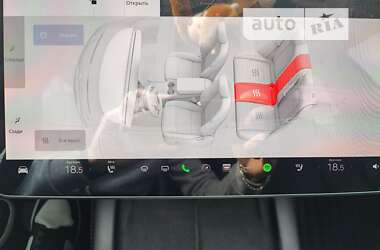 Седан Tesla Model 3 2022 в Вінниці