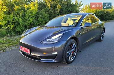 Tesla Model 3  2018