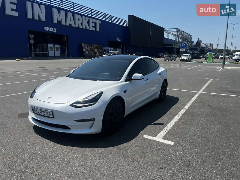 Седан Tesla Model 3 2021 в Полтаве