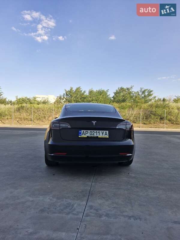 Седан Tesla Model 3 2021 в Запорожье
