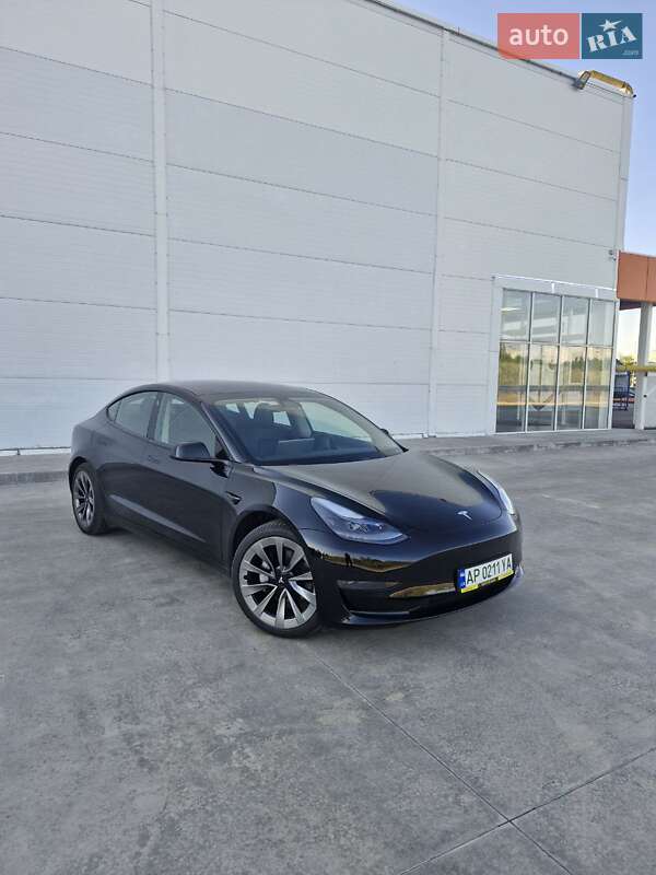Седан Tesla Model 3 2021 в Запорожье