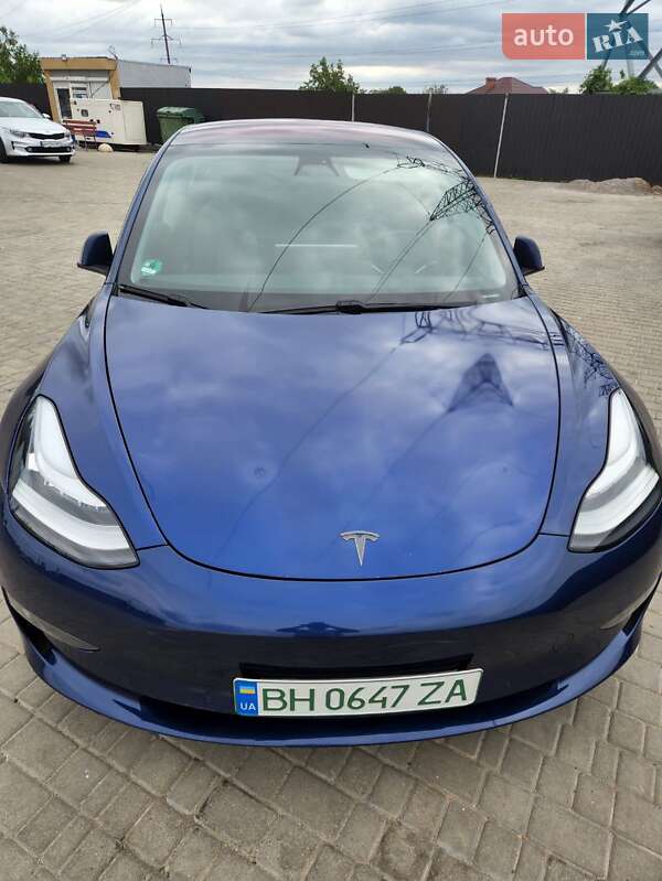 Tesla Model 3 2018