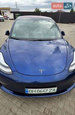 Tesla Model 3  2018