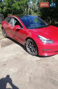 Tesla Model 3  2018
