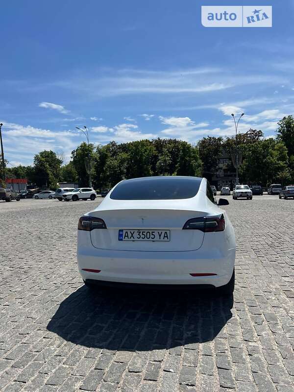 Седан Tesla Model 3 2021 в Харькове