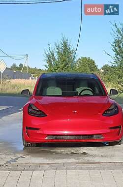 Tesla Model 3  2018